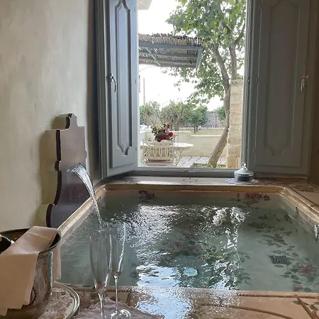 Tenuta Mose Charming House & Relais Отель 2*