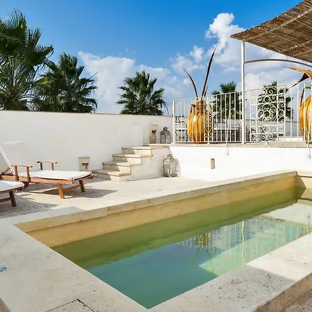 Tenuta Mose Charming House & Relais 2* Галлиполи